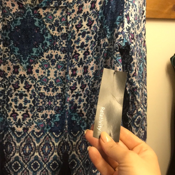 Relativity Boho flowly top - Picture 3 of 3